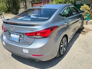 Hyundai Avante 2015 Beige