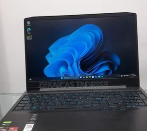 New Laptop Lenovo Ideapad 3 8GB AMD Ryzen 5 SSD 256GB