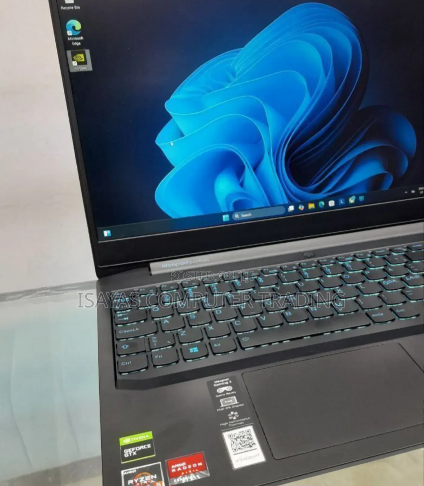 New Laptop Lenovo Ideapad 3 16GB AMD Ryzen 5 SSD 256GB