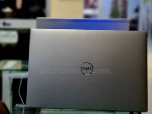 New Laptop Dell Precision 5570 16GB Intel Core I7 SSD 512GB