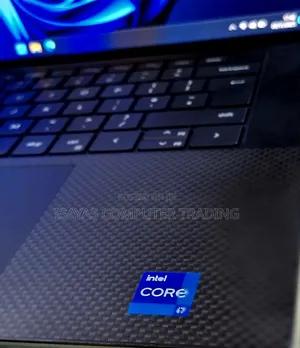 New Laptop Dell Precision 5570 16GB Intel Core I7 SSD 512GB