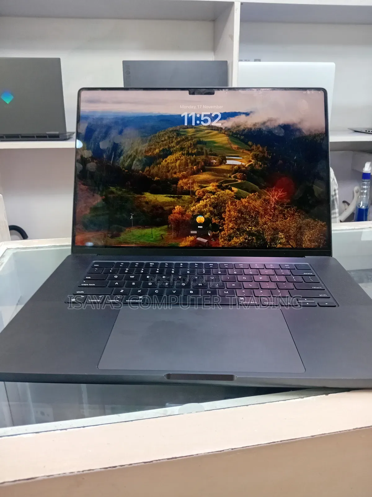 New Laptop Apple MacBook Pro 2024 M4 14-Inch 16GB SSD 512GB