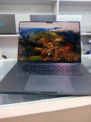 New Laptop Apple MacBook Pro 2024 M4 14-Inch 16GB SSD 512GB