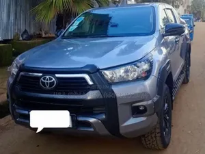 Toyota Hilux 2020 Off white