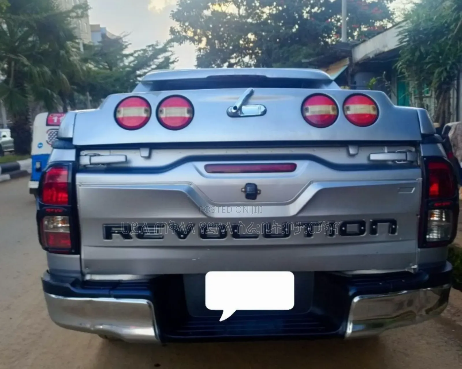 Toyota Hilux 2020 Off white