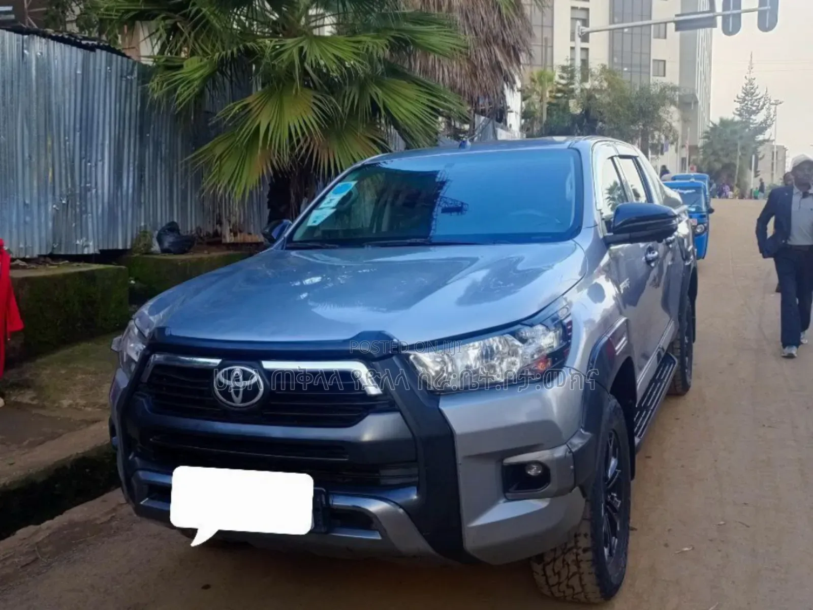 Toyota Hilux 2020 Off white