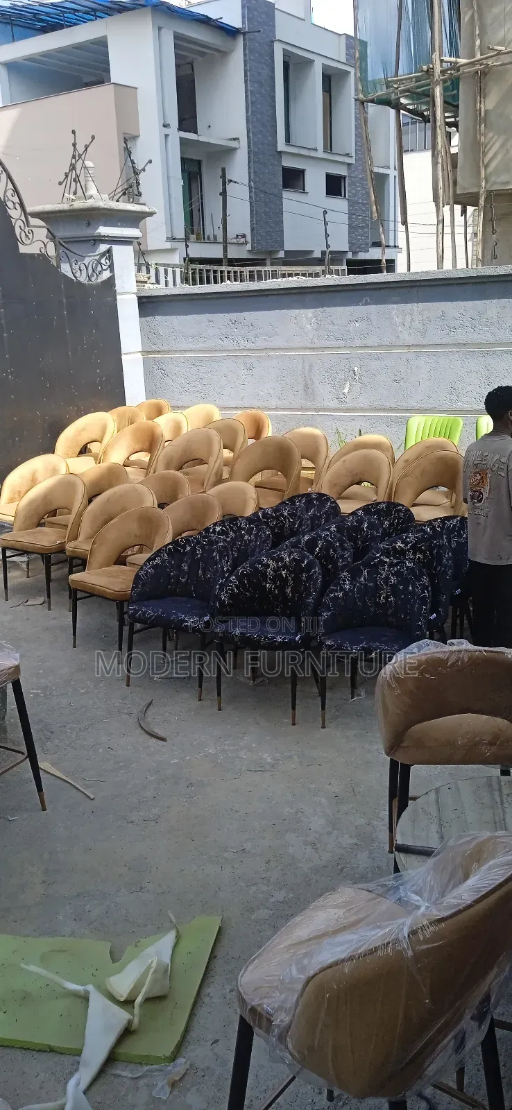 Bar Hotels Cafés Restaurants Salons ሆቴልካፌ ምግብቤት የውበትሳሎንወንበር Wenber