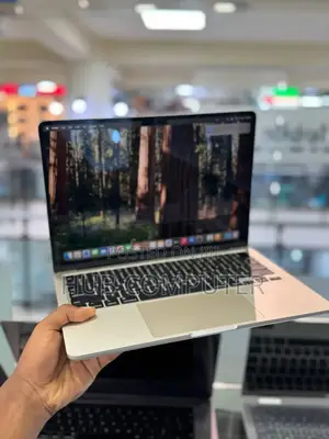 New Laptop Apple MacBook Air 2025 M4 13-inch 16GB Apple M4 SSD 256GB