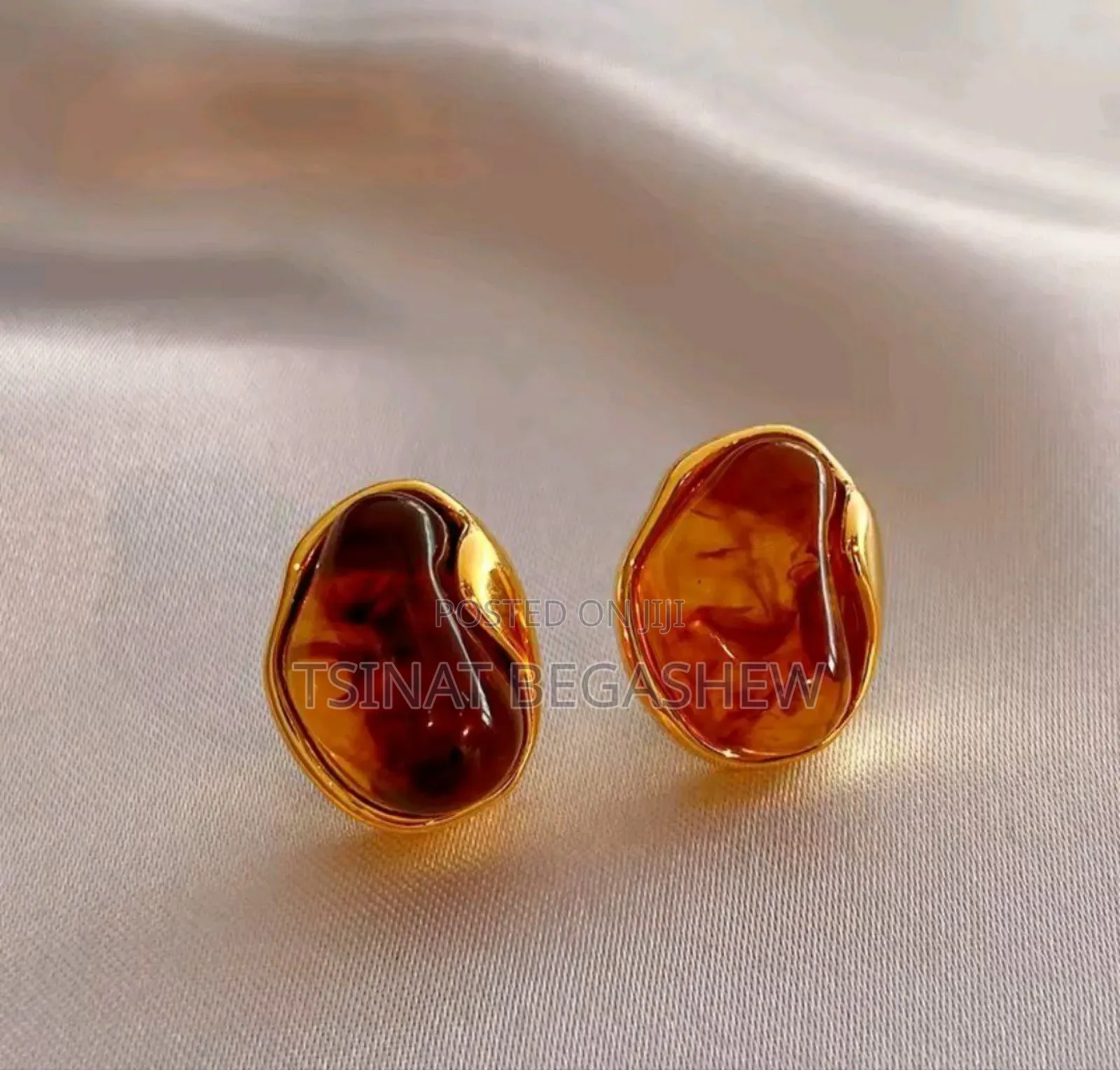 Fashionable 2025 Earing