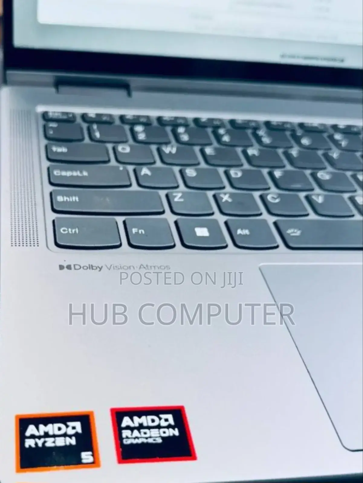 New Laptop Lenovo Yoga 7i 8GB AMD Ryzen 5 SSD 512GB