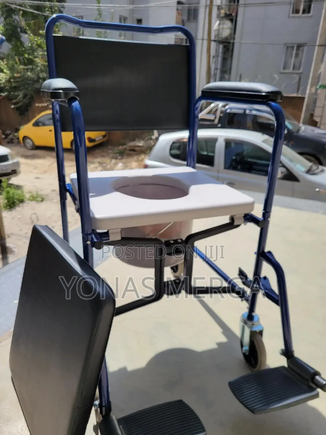 Commode Wheelchair With Flip Armrest, Cushion, Commode Bin, Leg Rests