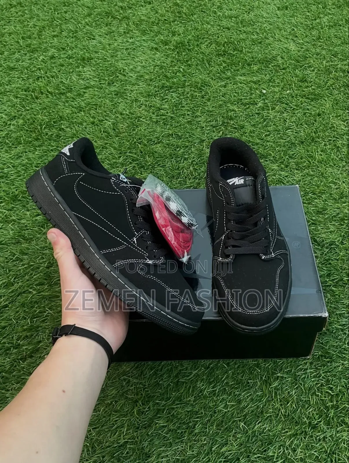 Jordan 1 Low Travis Phantom