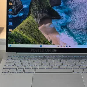 Photo - New Laptop HP Pavilion 14 16GB Intel Core i5 SSD 1T