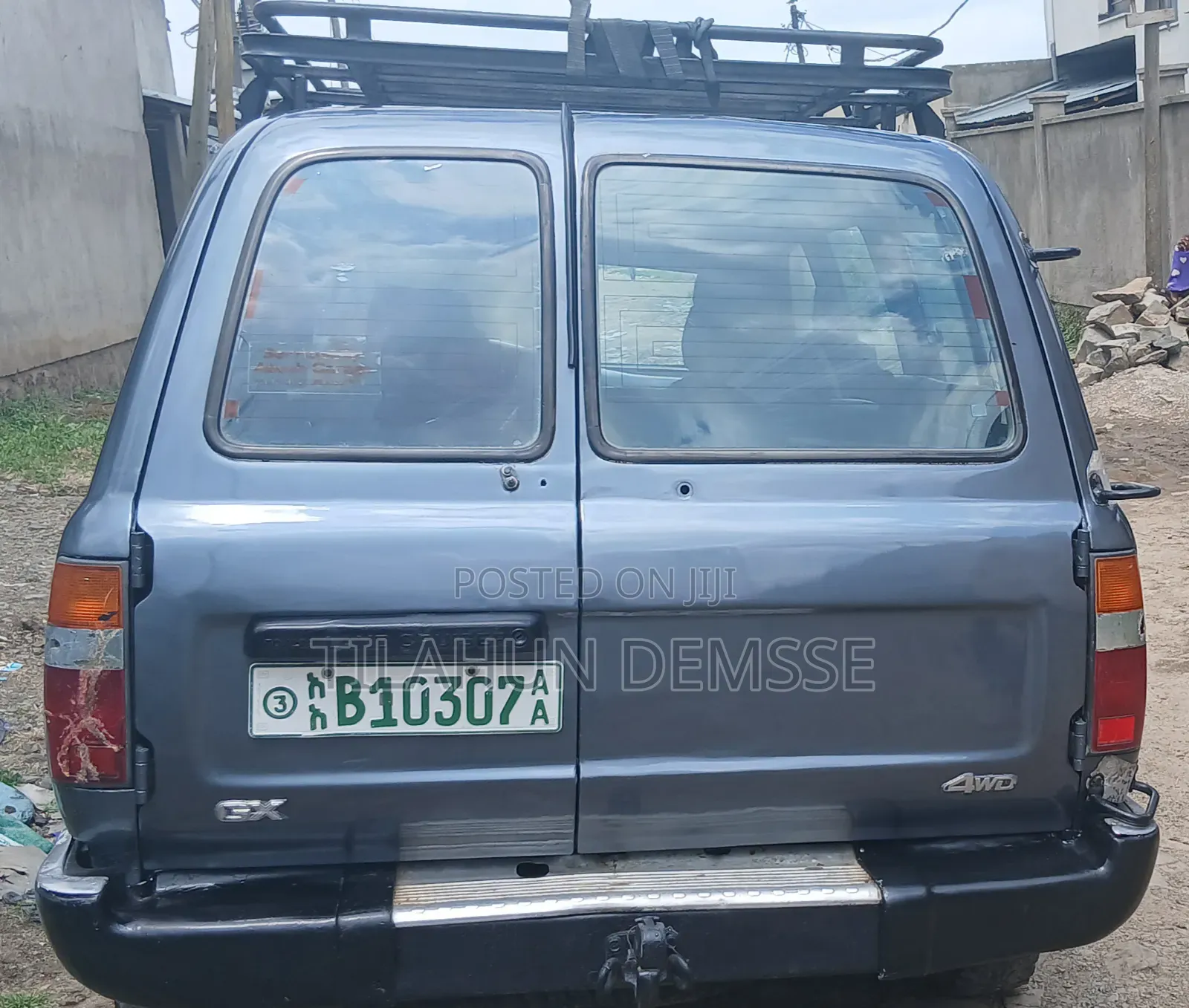 Toyota Land Cruiser 1991 Gray