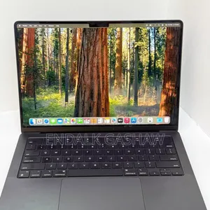 New Laptop Apple MacBook Pro 2024 M4 14-Inch 16GB Apple M4 SSD 512GB