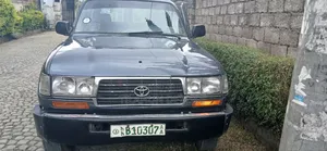 Toyota Land Cruiser 1991 Gray