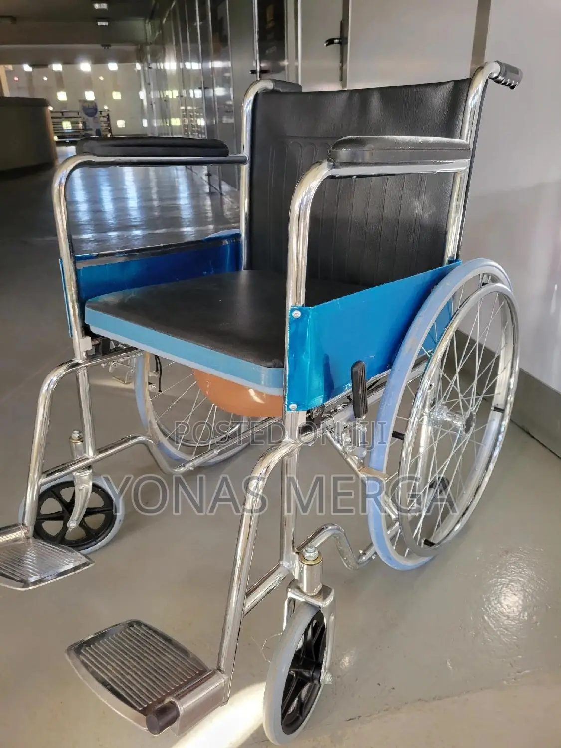 Toilet Wheelchair笑垮shower Chair/Foldable,Making Them Easy to Transport