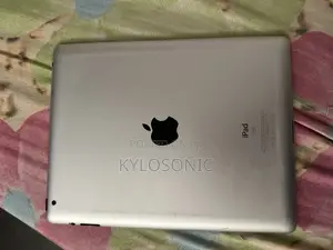 Photo - Apple iPad 2 Wi-Fi 64 GB Silver