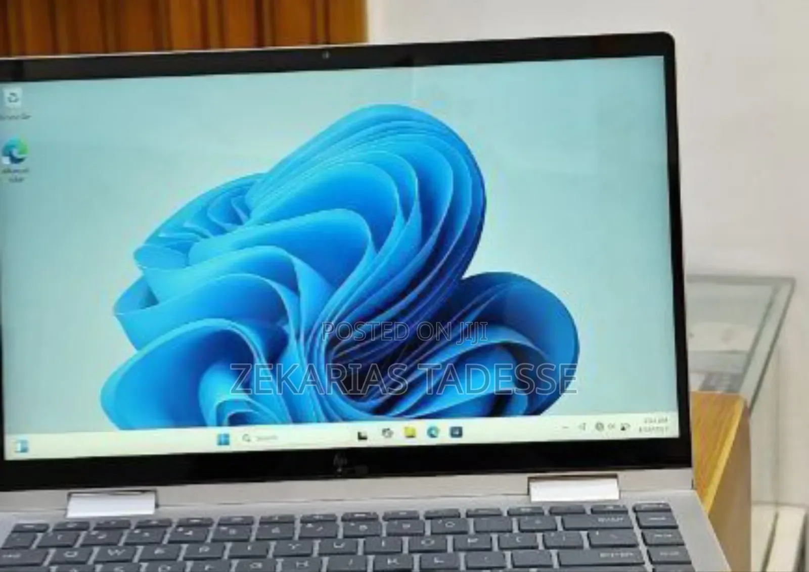 New Laptop HP Envy X360 8GB Intel Core 5 SSD 512GB