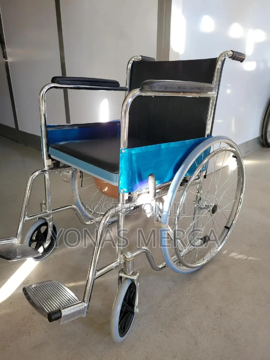 Wheelchair With Bathroom匆禿toilet Wheelchair賸0commode Chair