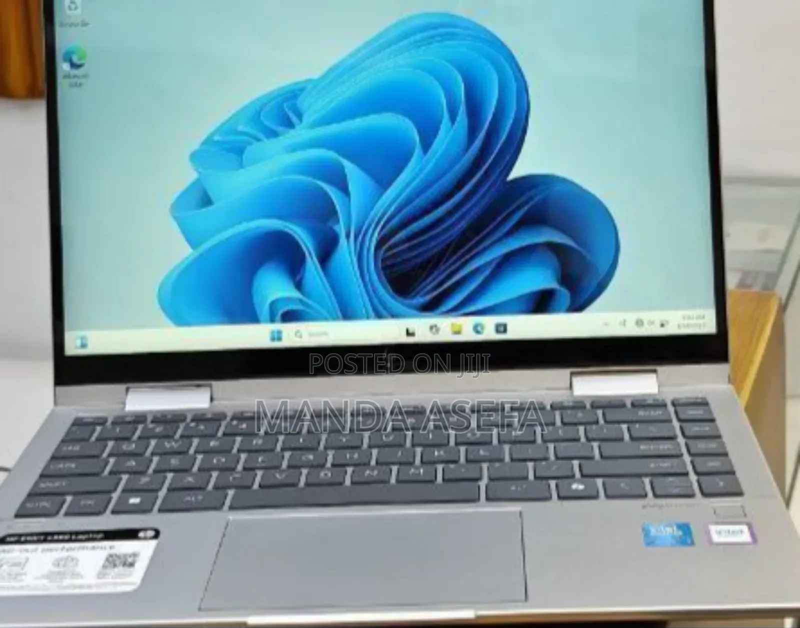 New Laptop HP Envy X360 8GB Intel Core 5 SSD 512GB