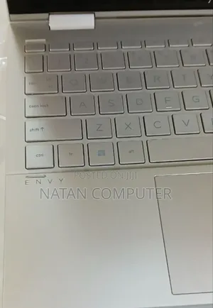 New Laptop HP Envy X360 8GB Intel Core I7 SSD 512GB