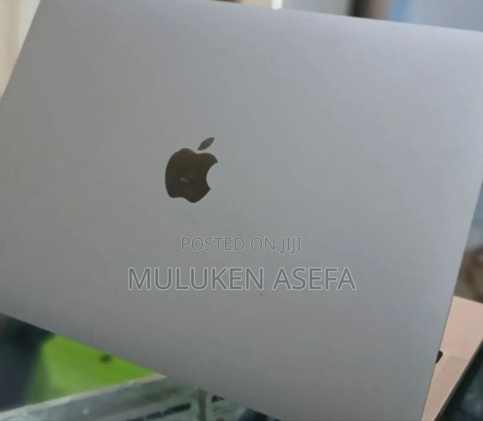 New Laptop Apple MacBook Pro 2022 M2 8GB Intel Core M2 SSD 256GB