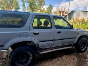 Toyota Fortuner 4.0 RWD 2004 Silver