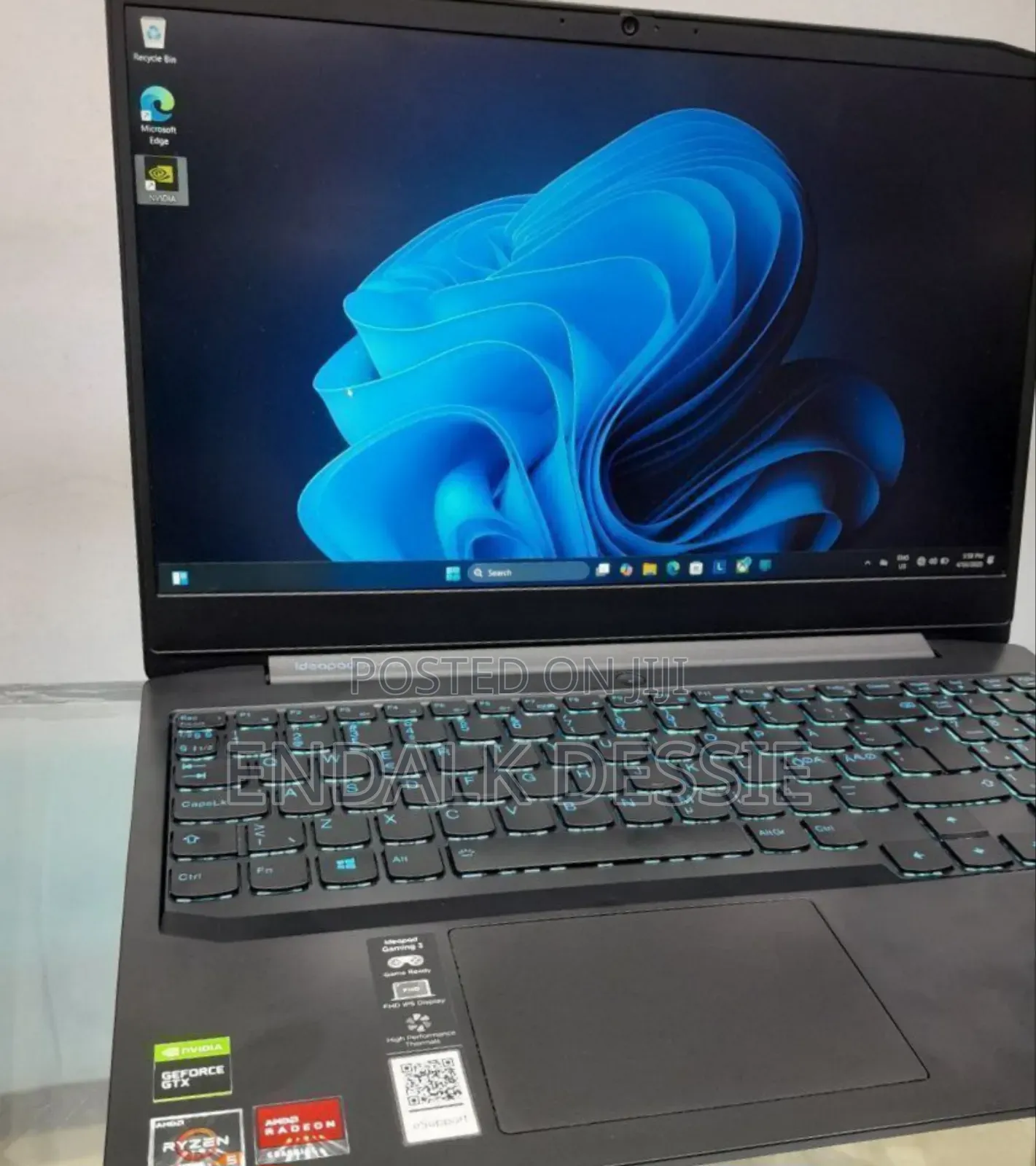 New Laptop Lenovo Ideapad 3 16GB AMD Ryzen 5 SSD 256GB