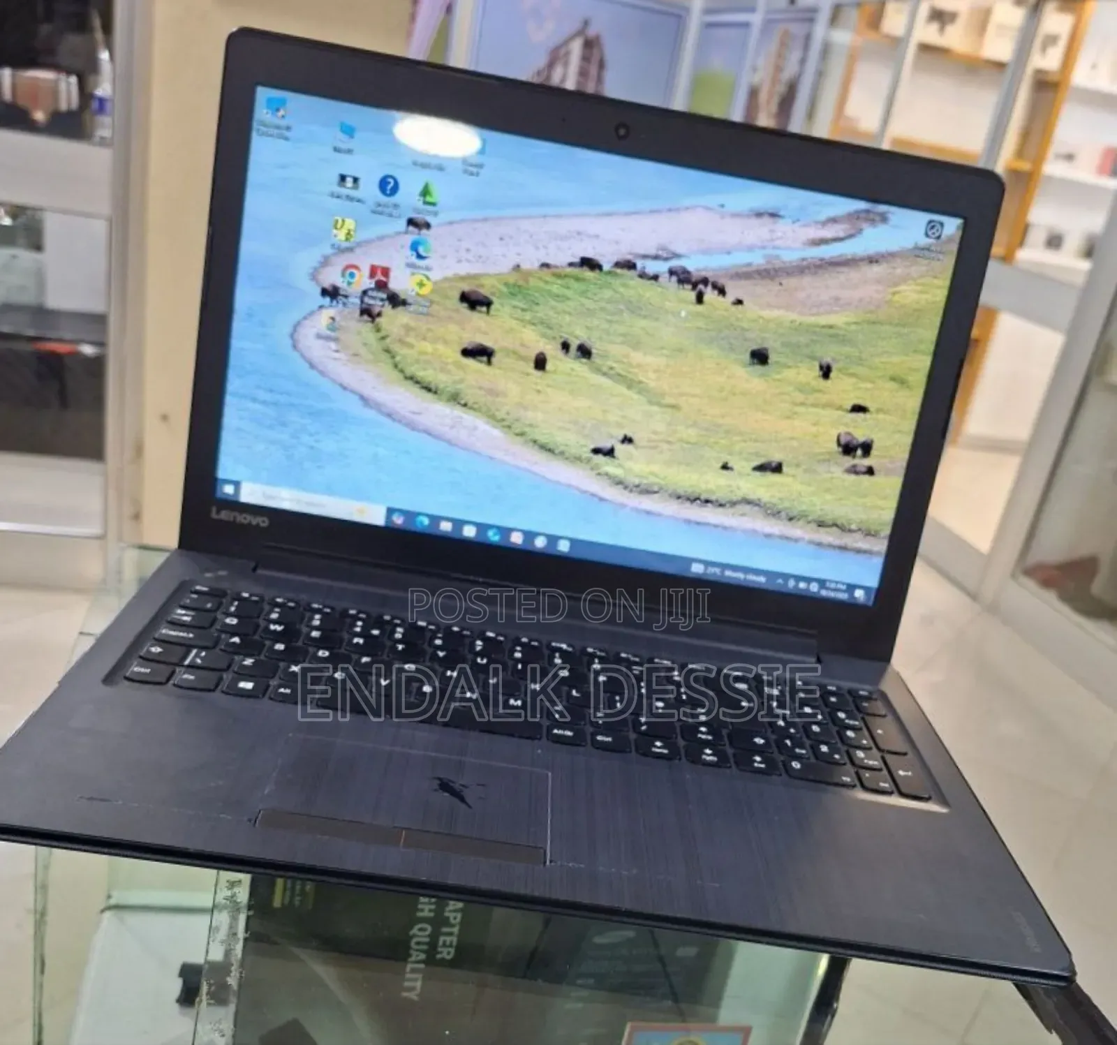 New Laptop Lenovo 8GB Intel Core I7 HDD 1T