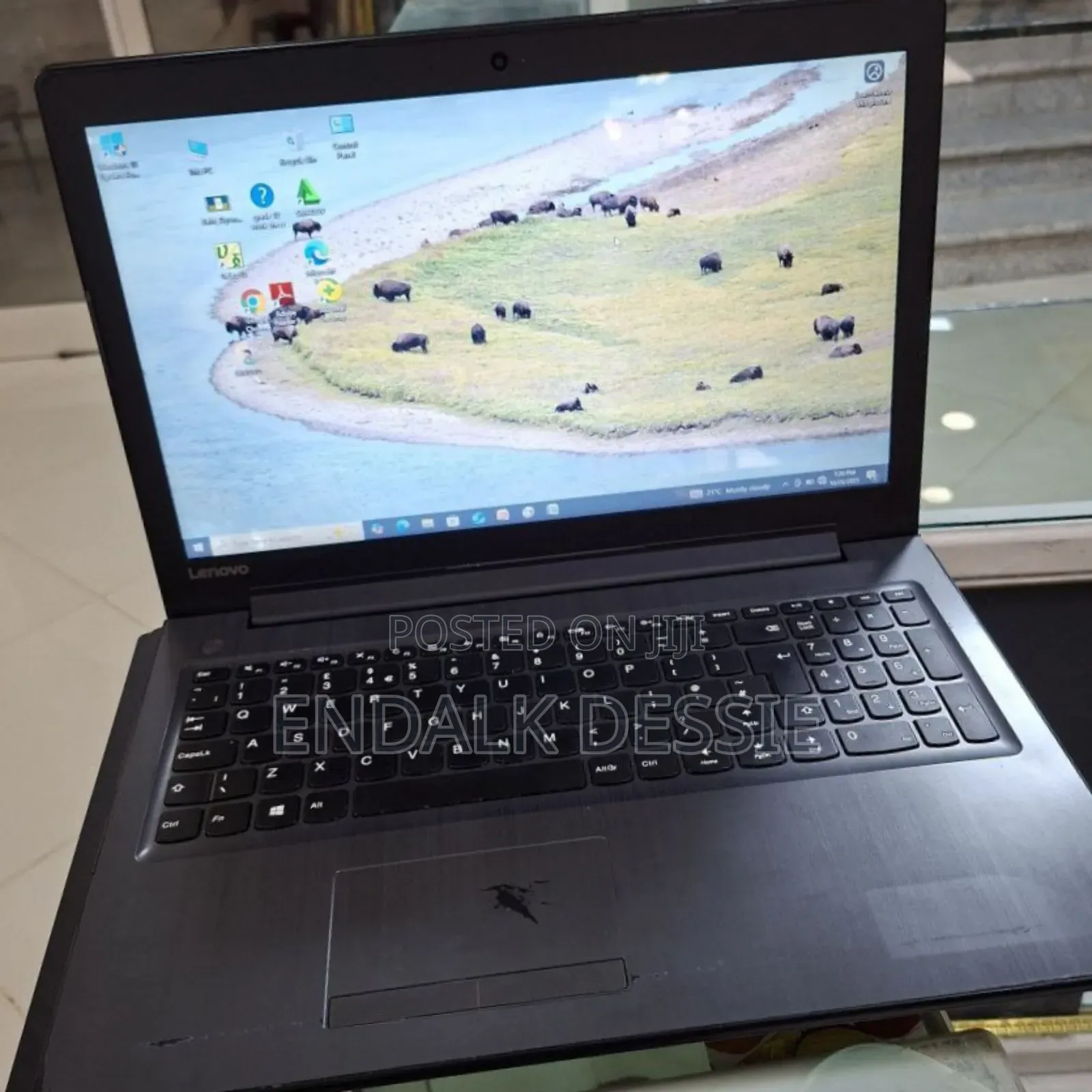 New Laptop Lenovo 8GB Intel Core I7 HDD 1T