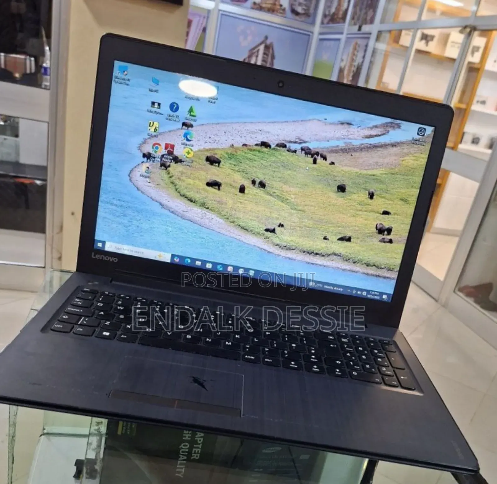 New Laptop Lenovo 8GB Intel Core I7 HDD 1T