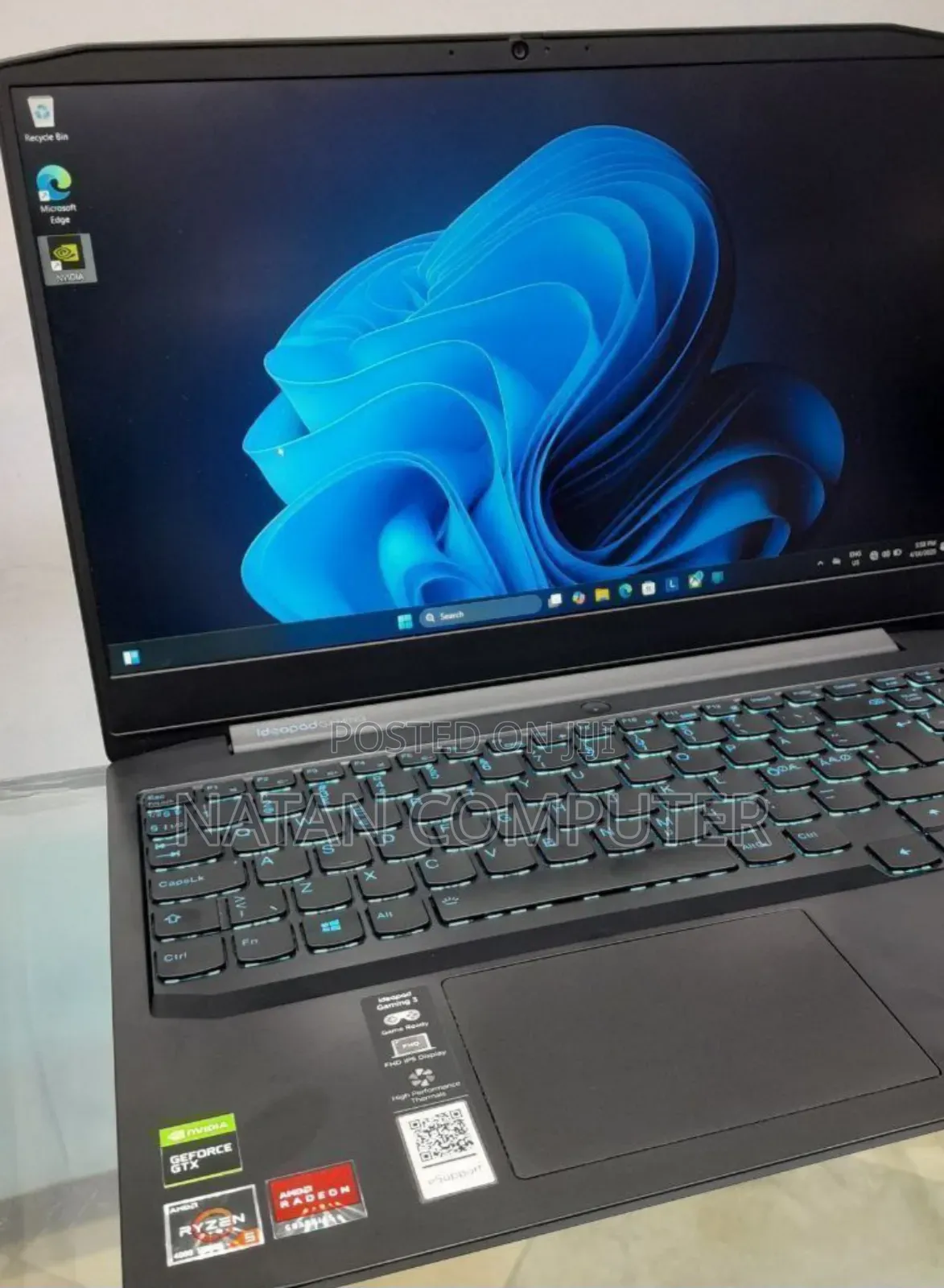 New Laptop Lenovo Ideapad 3 16GB AMD Ryzen 5 SSD 256GB