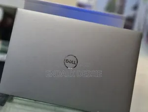 Photo - New Laptop Dell Precision 5570 16GB Intel Core I7 SSD 512GB