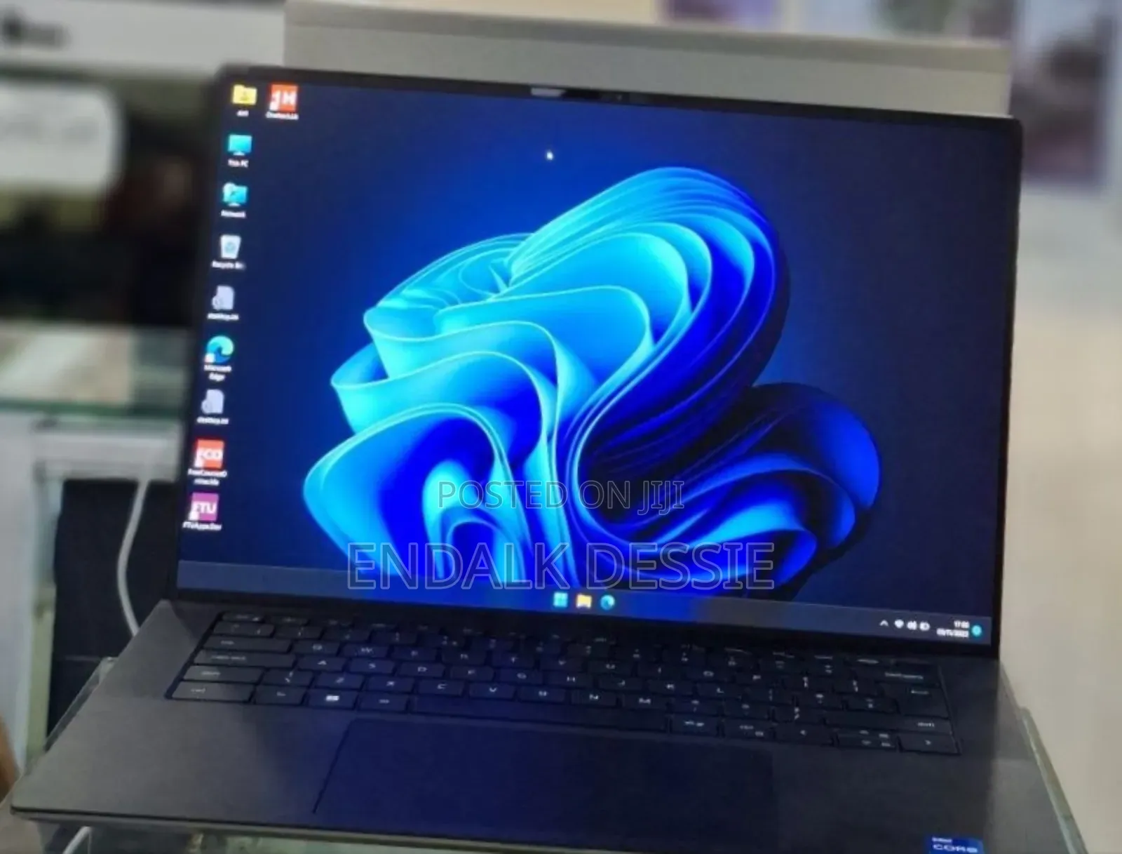 New Laptop Dell Precision 5570 16GB Intel Core I7 SSD 512GB