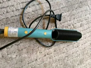 Straight Comb Hair Stylist