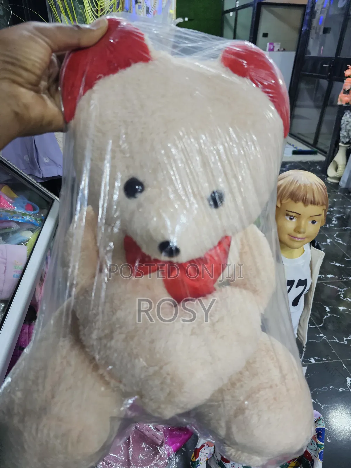 የተለያዩ ከለር አሻንጉሊቶች