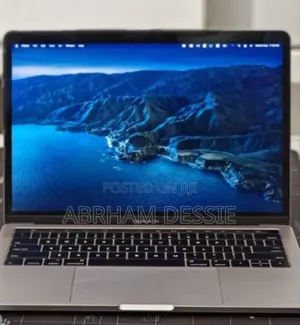 New Laptop Apple MacBook Pro 2016 16GB Intel Core I7 SSD 512GB