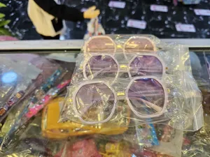 Photo - የልጆች መነፅር በከለር