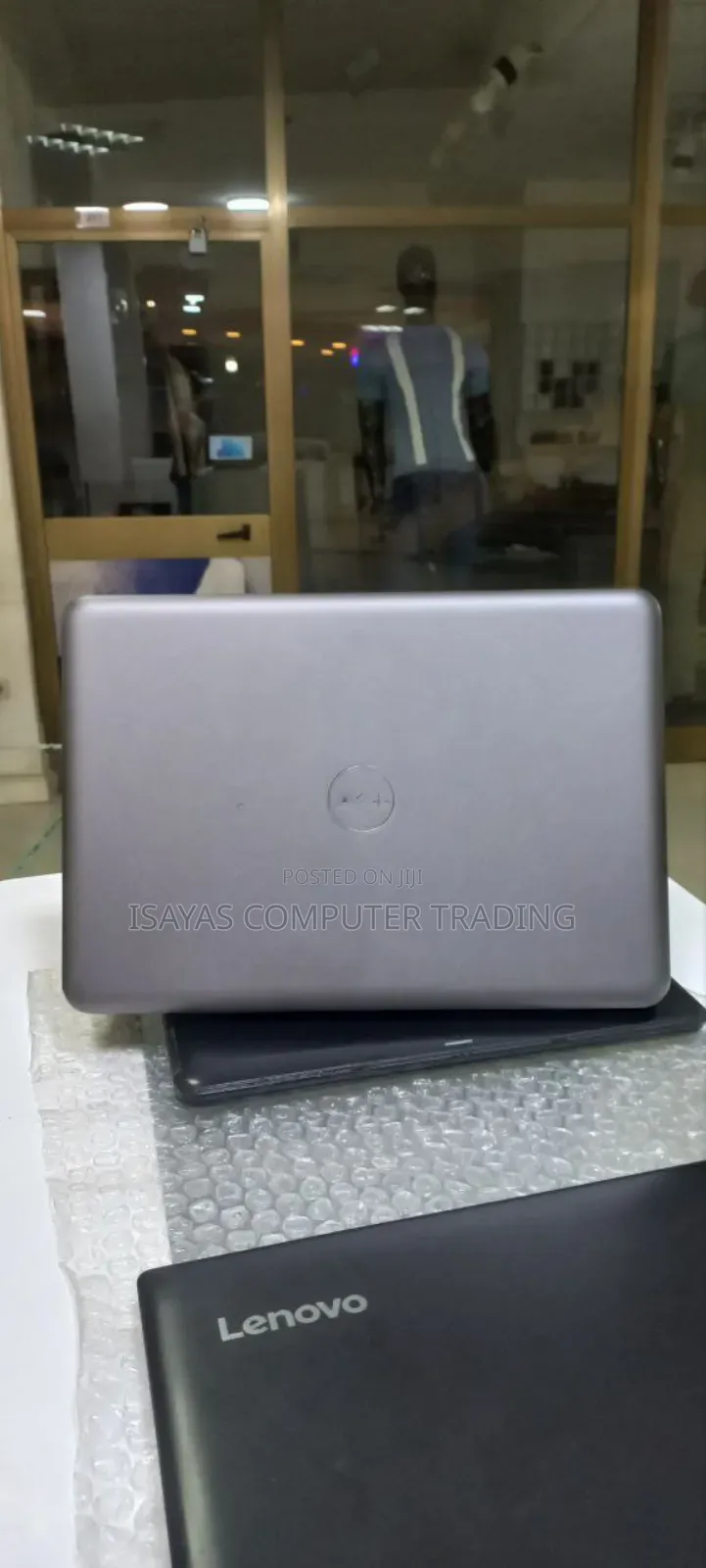 New Laptop Dell Latitude 3380 8GB Intel Core I5 SSD 256GB