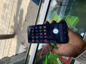 New Samsung Galaxy S22 5G 128 GB Black