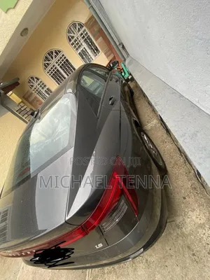 Photo - Hyundai Accent SE 2022 Gray