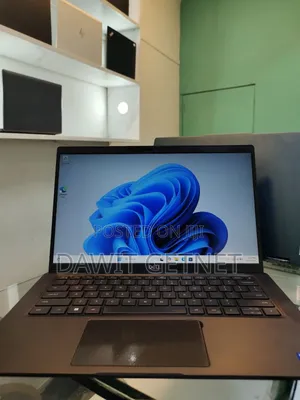 Photo - New Laptop Dell Latitude 7420 16GB Intel Core I7 SSD 512GB