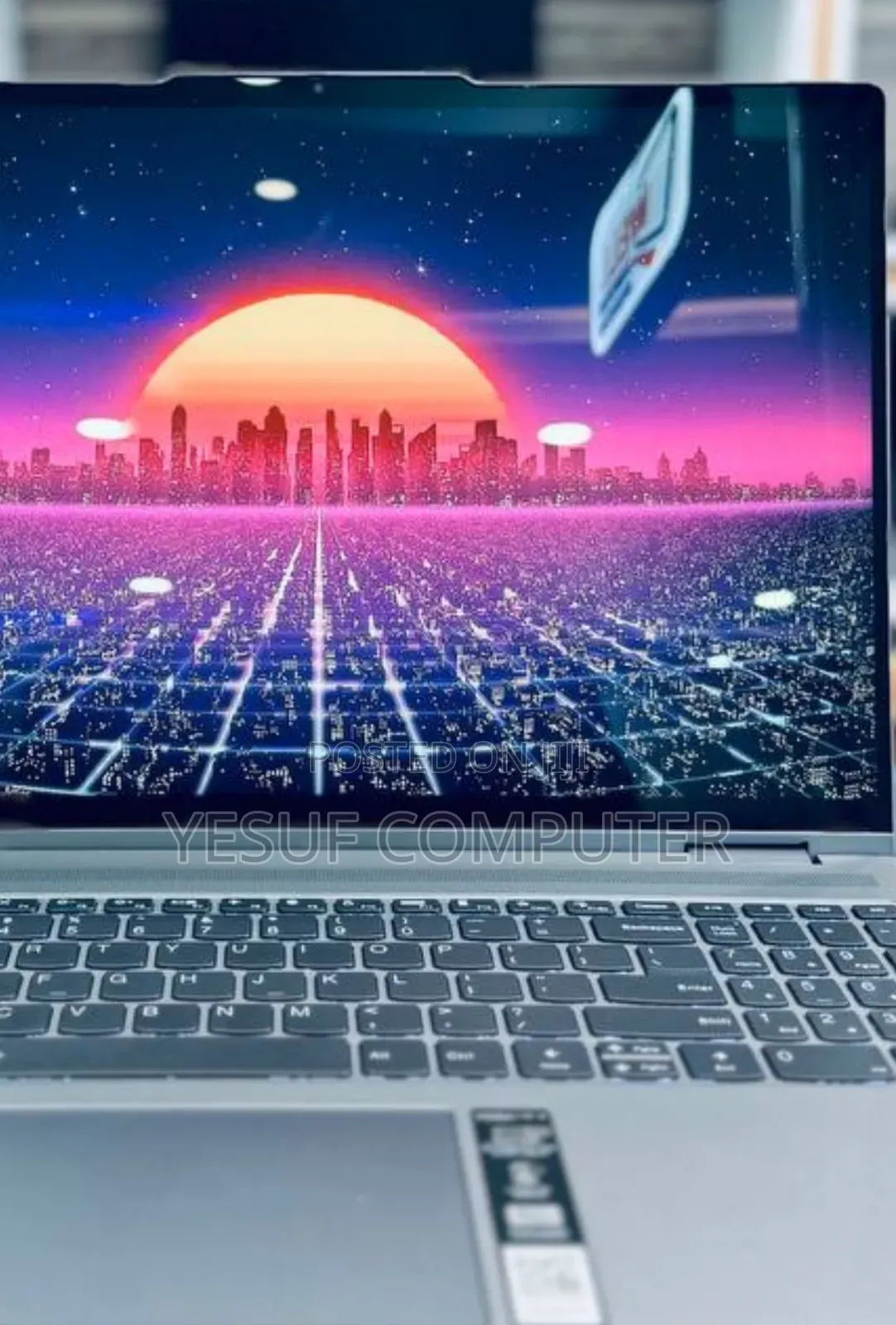 New Laptop Lenovo Yoga 7i 8GB AMD Ryzen 5 SSD 512GB