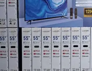  Luxury 55′′ Smart Tv – Elegant Immersive Viewing