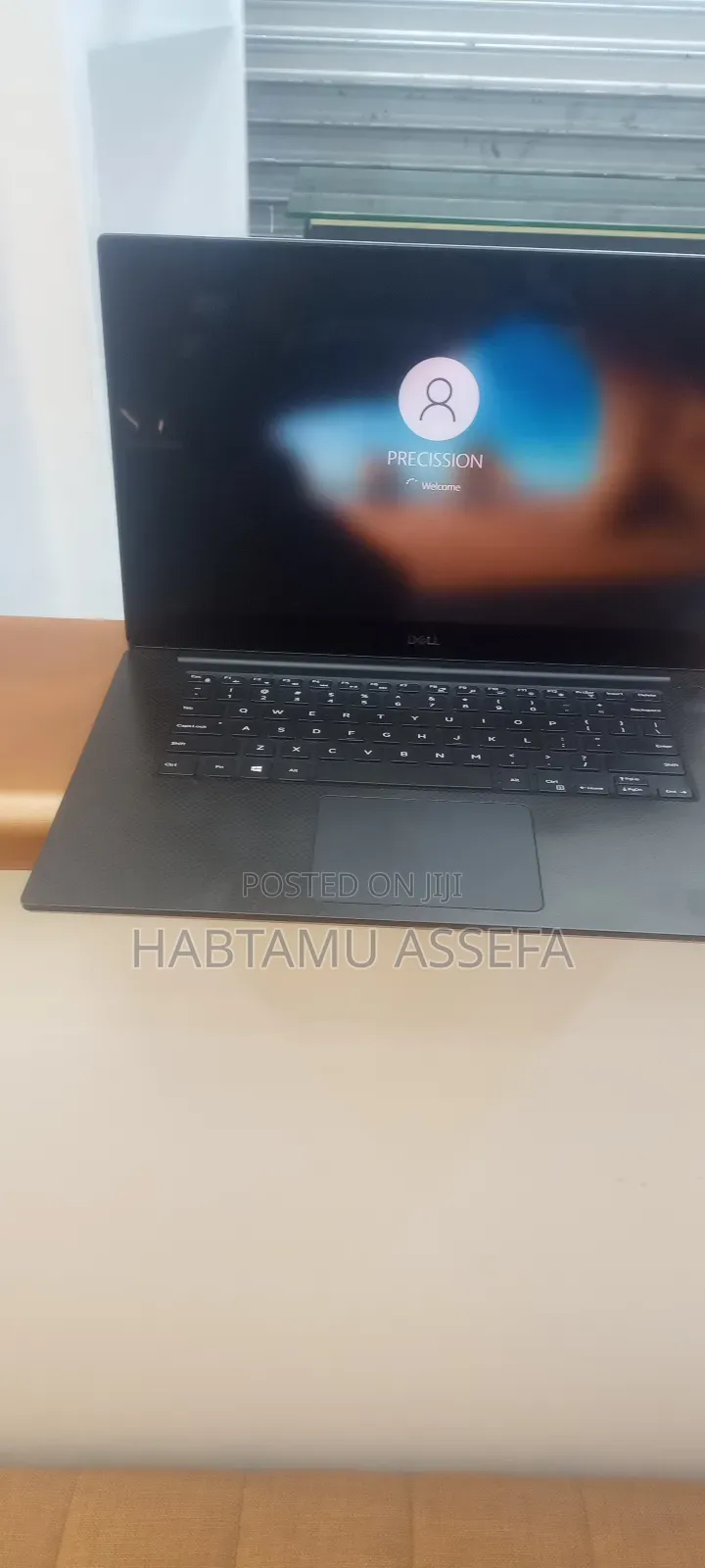 New Laptop Dell Precision 5550 16GB Intel Core I7 SSD 512GB