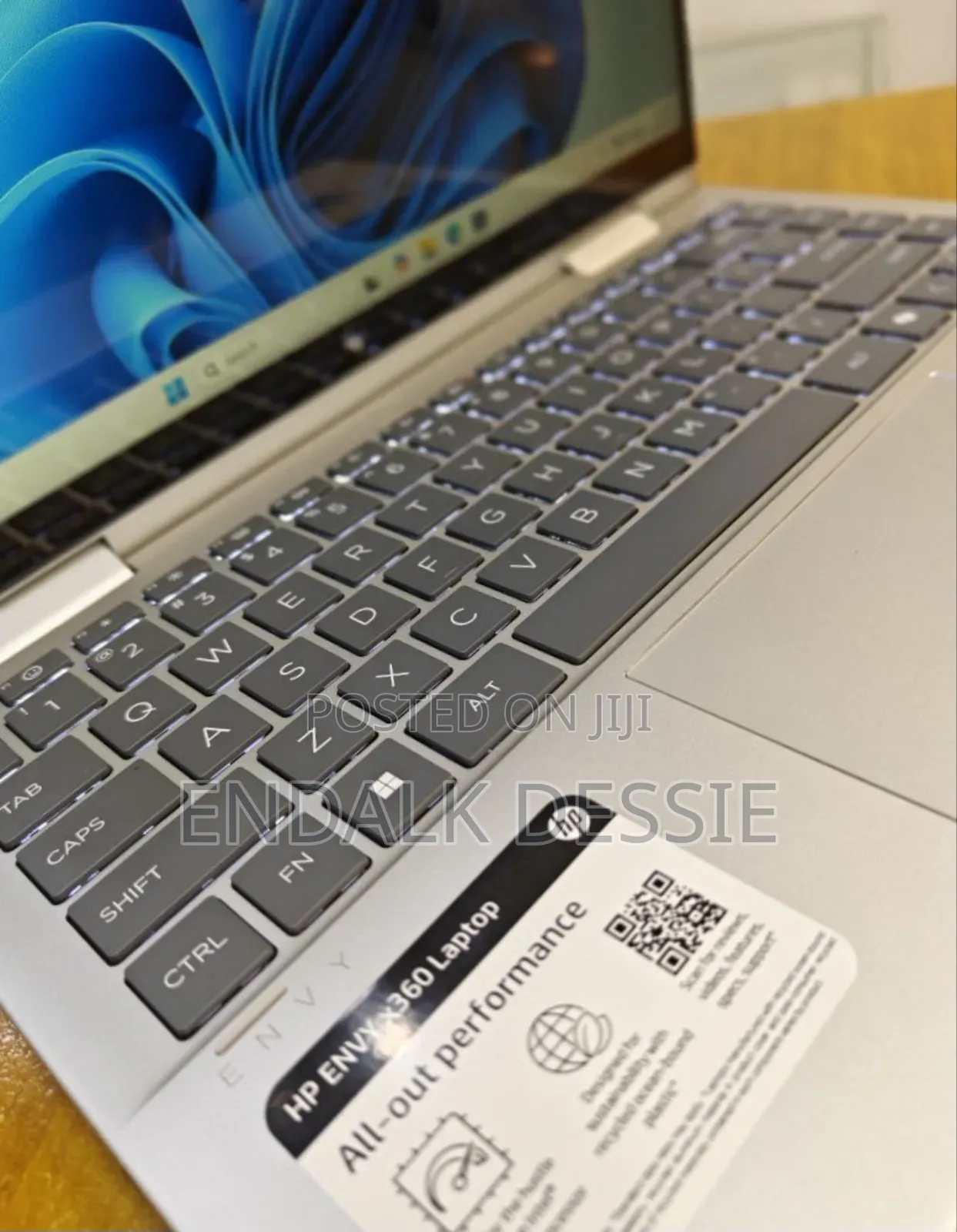 New Laptop HP Envy X360 16GB Intel Core 7 SSD 512GB