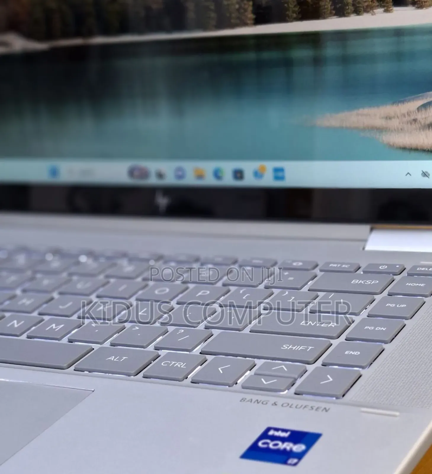 New Laptop HP Envy X360 16GB Intel Core I7 SSD 1T