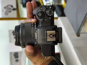 Canon Eos M50 Camera