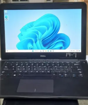 New Laptop Dell Latitude 3380 8GB Intel Core I5 SSD 256GB